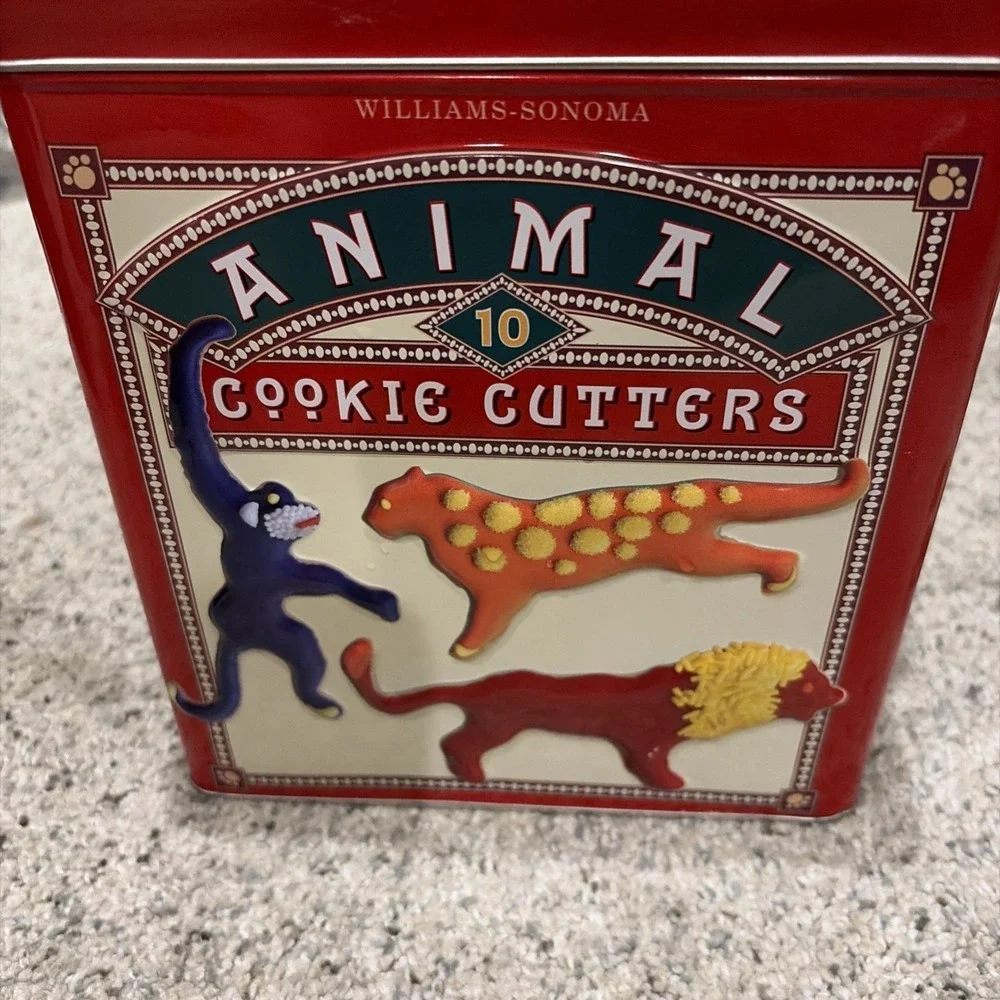 Williams & Sonoma  Animal Cookie Cutter Set 10 animals plus Extras